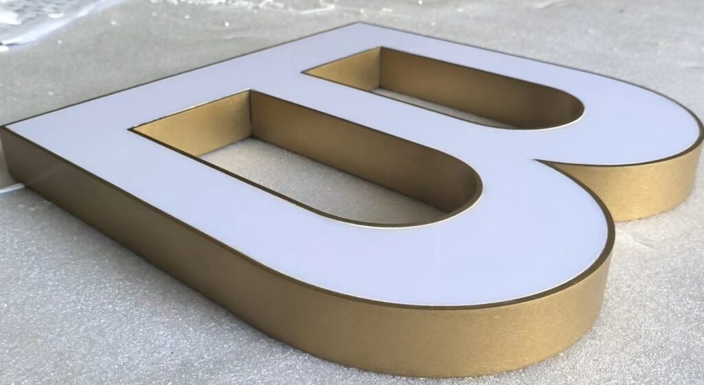 Letter Sign Elegan: Nama Bisnis Bersinar Terang